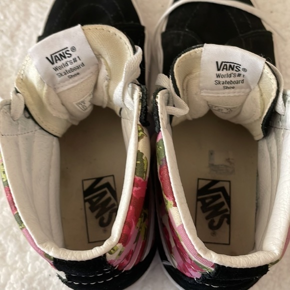 VANS High Top Sneakers Size 7 - Picture 10 of 11